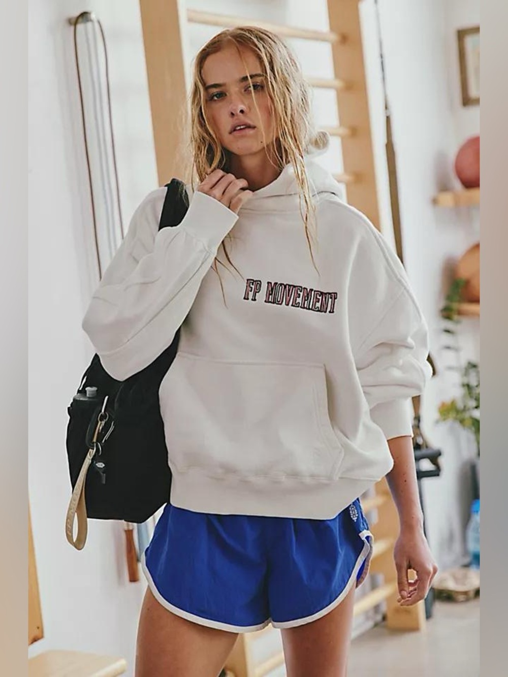 NWT! FP Free People Movement A Cut Above Embroidered Logo Hoodie Sz XS - Picture 2 of 4